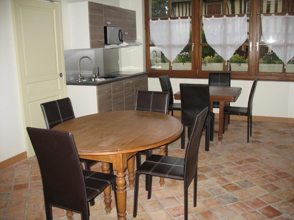 Chambres D'Hotes Les Hostises De Boscherville Saint-Martin-de-Boscherville Zewnętrze zdjęcie
